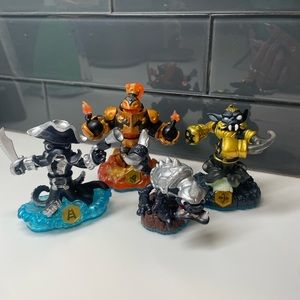 Sky landers swap team set.